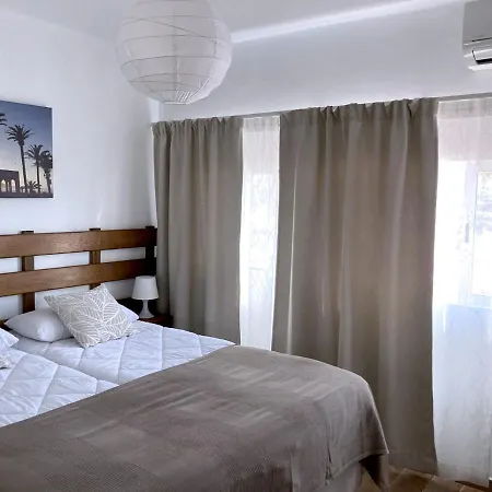 Capri 32 Menyber Appartement